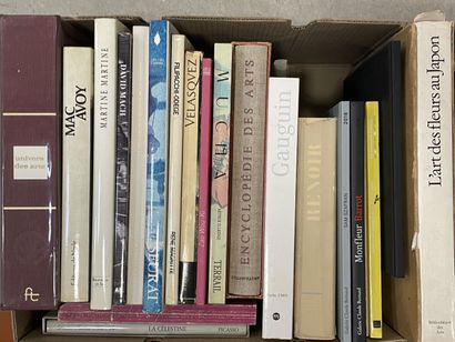 Quatre cartons de livres d'art.
