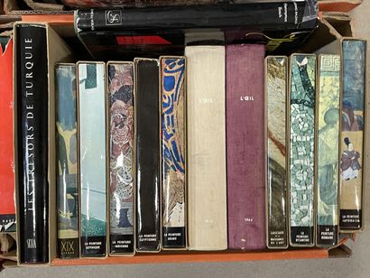 Quatre cartons de livres d'art.