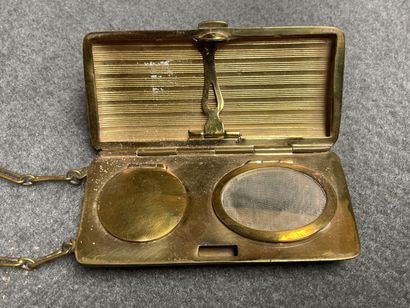 Petit lot: minaudière en laiton, vide poche...
