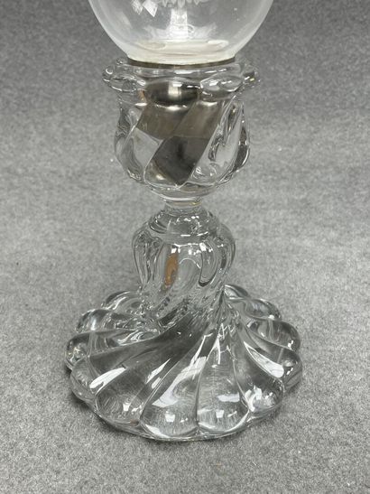 BACCARAT - Photophore en cristal. 
H. :4...