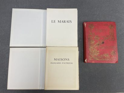 Deux livres Paris et album de collection...