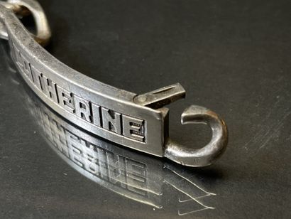 Gourmette en argent marquée CATHERINE.
L:...