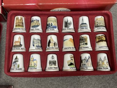 Collection de dès à coudre en porcelaine,...