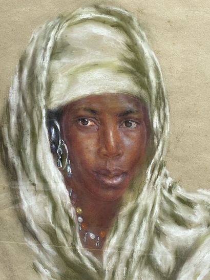 C. DAMMERON (XXe) :
Portrait de femme orientale.
Pastel...