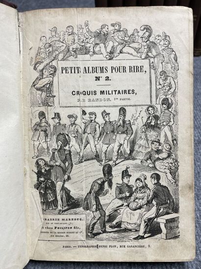 Lot de 45 livres reliés sur le voyage. 
-Nouvelles...