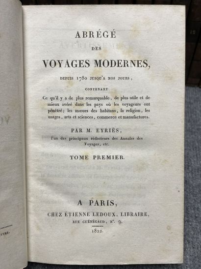 Lot de 45 livres reliés sur le voyage. 
-Nouvelles...