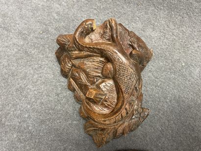 Lot de bois sculpté. 
H. : de 11 à 47 cm...