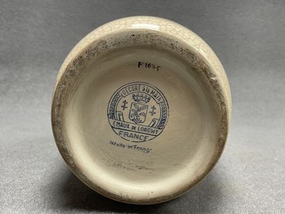 LONGWY vase en faience, émail craquelé et...