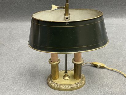 Petite lampe bouillotte en bronze et tôle...