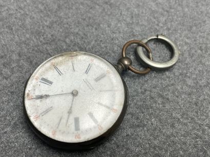 Quatre montres à gousset, boitier, etui et...
