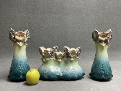Garniture de cheminée 3 piéces 1900 en faience...