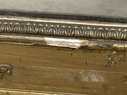 Miroir XIX° en bois et stuc doré. 
104 x...