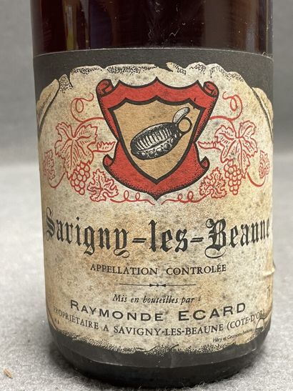 SAVIGNY-LES-BEAUNE Domaine Raymonde Ecard....
