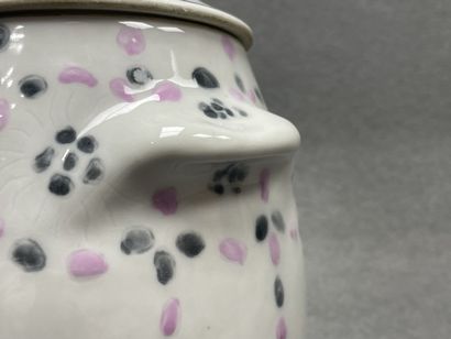 GALATRY Limoges
Pot couvert en porcelaine...