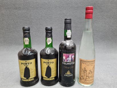 Caisse d'alcool et apéritifs divers