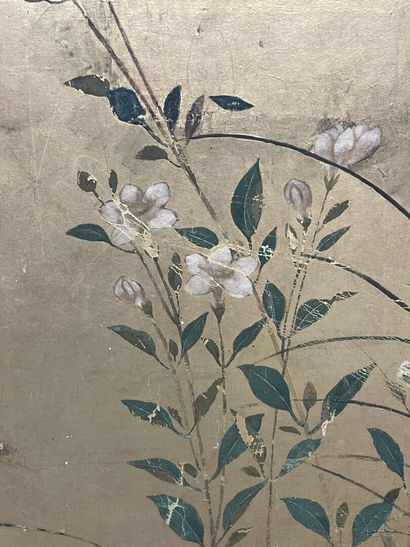 Peinture japonaise de végétaux sur fond or,...