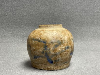 Pot à gingembre en grès émaillé. Chine.
H:...