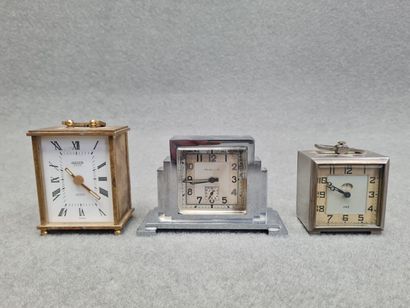 Trois pendulettes, JAEGER, LIP, JAZ
H: 9...