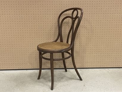 Chaise cannée en bois courbé vers 1900
Hauteur...