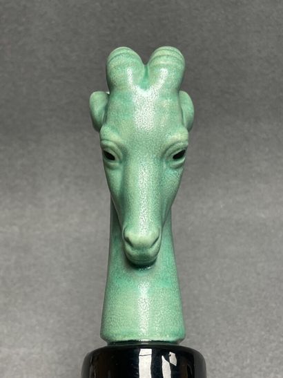 Paul MILLET à Sèvres - Tête d'antilope en...