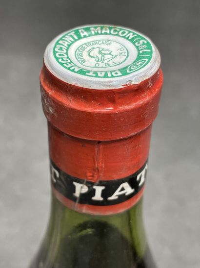Pommard. Domaine Piat père & fils. 
1970....