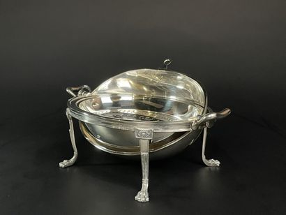 Chauffe plat en métal argenté à couvercle...