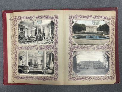 Deux albums de cartes postales anciennes....