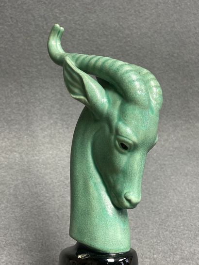 Paul MILLET à Sèvres - Tête d'antilope en...