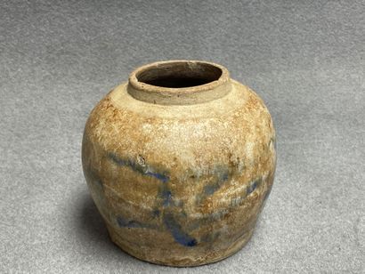 Pot à gingembre en grès émaillé. Chine.
H:...