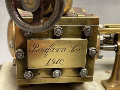 Machine à vapeur marquée Louis Baufaron 1910....