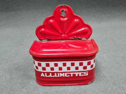 Série de pots à épices en fer émaillé rouge...