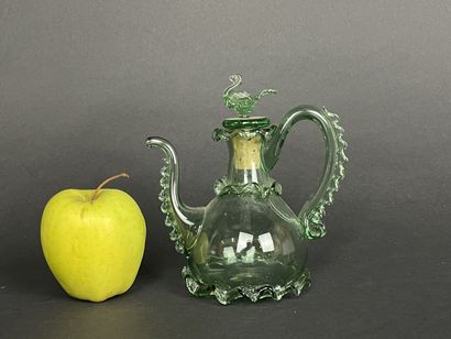 Petite burette en verre de Venise. 
H. :15,5...