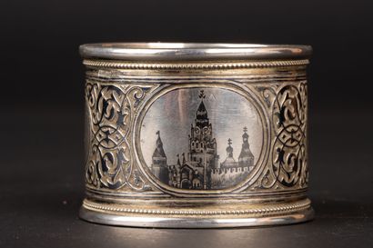 RUSSIE - Fin du XIXe siècle. 
Rond de serviette...