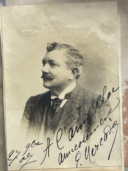 Album d'environ 800 photographies, cartes...