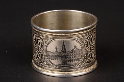 RUSSIE - Fin du XIXe siècle. 
Rond de serviette...
