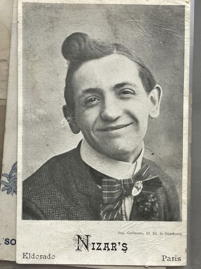 Album d'environ 800 photographies, cartes...