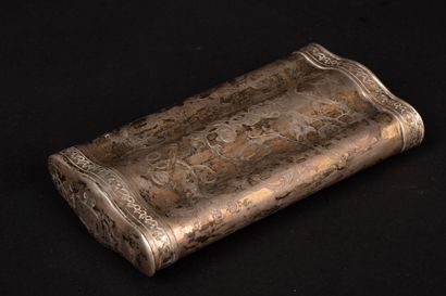 Étui à cigares en argent, estampé à décor...