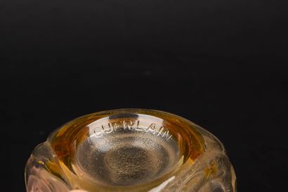 GUERLAIN - « Aï Loé » - (1906) 
Premier flacon...