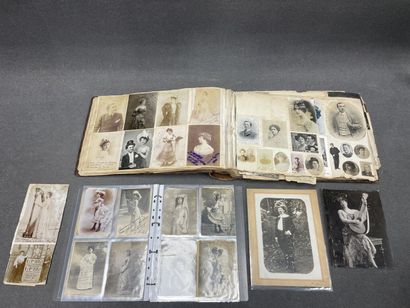 Album d'environ 800 photographies, cartes...