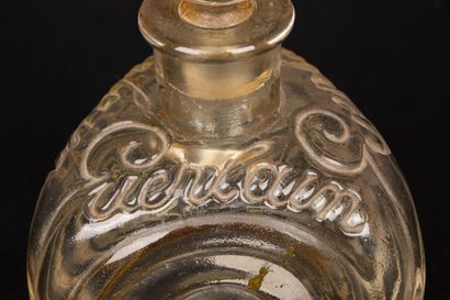 GUERLAIN - « Aï Loé » - (1906) 
Premier flacon...
