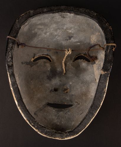 Masque japonais de théâtre No en papier mâché,...