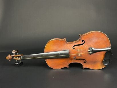 Violon. 
Sans étiquette.
L. caisse: 31,5...