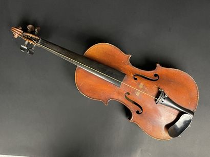 Violon. 
Sans étiquette.
L. caisse: 31,5...