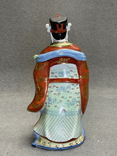 Dignitaire chinois. 
sculpture en porcelaine....