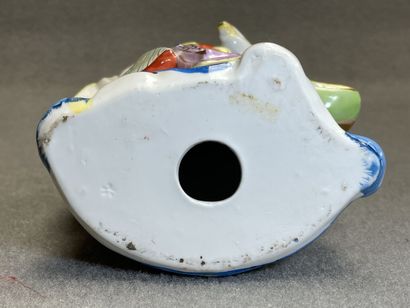 Dignitaire chinois. 
sculpture en porcelaine....