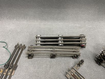 HORNBY « O » : 
Rame voyageurs mécanique...