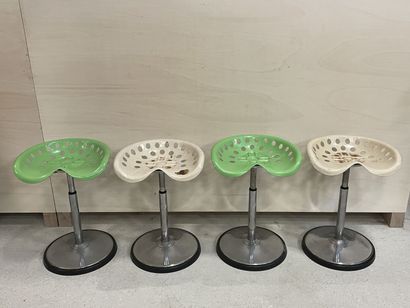 MIRIMA Quatre tabourets 