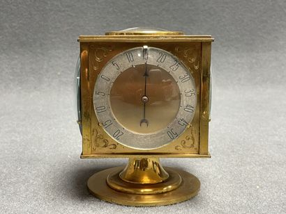 ACANTHE Pendulette de bureau en laiton doré...