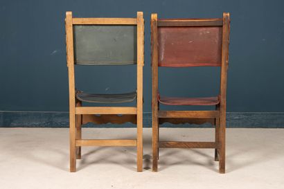 Six chaises en noyer.
Style du XVIe siècle
H....