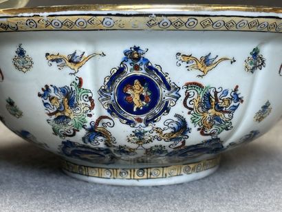 Pot pourri en porcelaine allemande ajourée,...